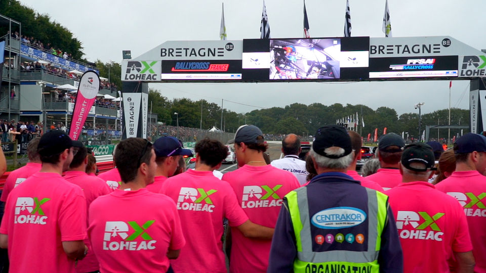 "IRRÉDUCTIBLES" - LOHEAC